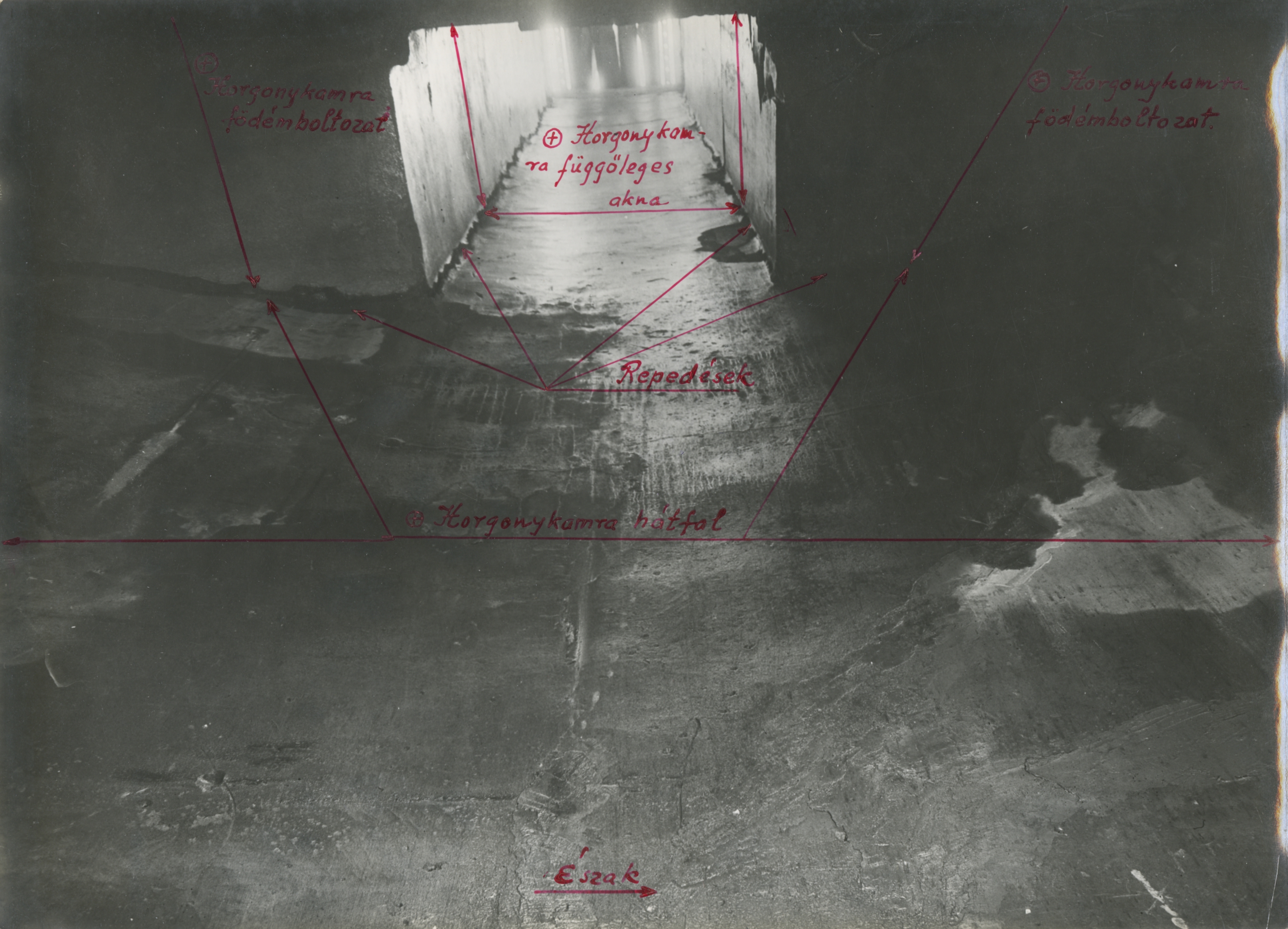 Erzsébet híd budai hídfő egykori lánckamra és lánccsatorna nézete Dokumentációs Központ/Fotótár/UVATERV gyűjtemény