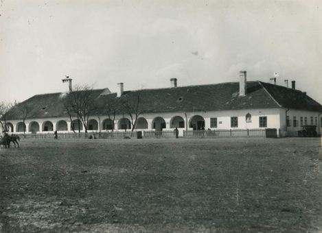A hortobágyi csárda. DOK/VÁTI/MV/17/68. 1951.
