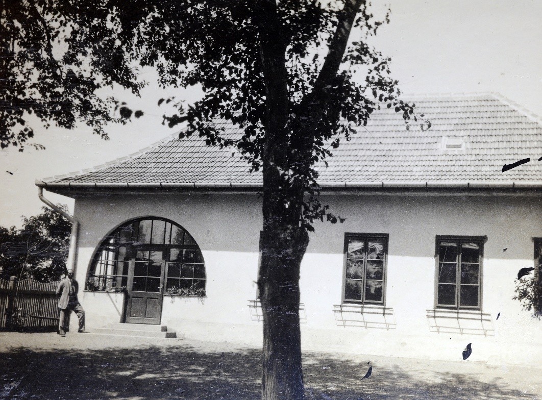 A rónafői állami elemi iskola (Sváb Gyula) – A Magyar Mérnök és Építész-Egylet Közlönye, 48. évf. (1914)
