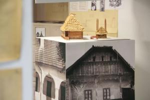 Kulturális Örökség Napjai- Népi építészeti makettek a kiállításon
